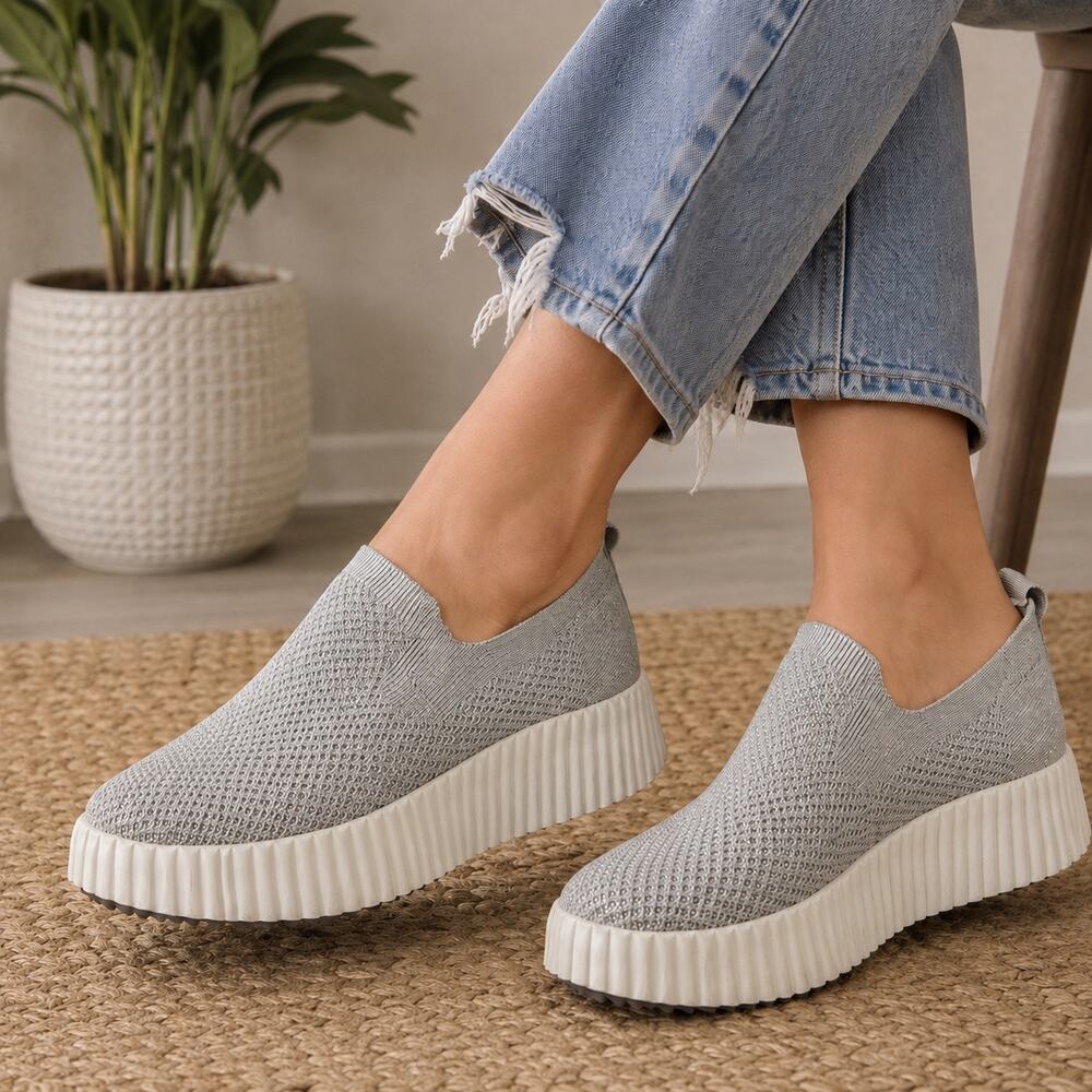 Jellypop Women’s 6M Metallic Gray Knit Slip On Platform Sneakers